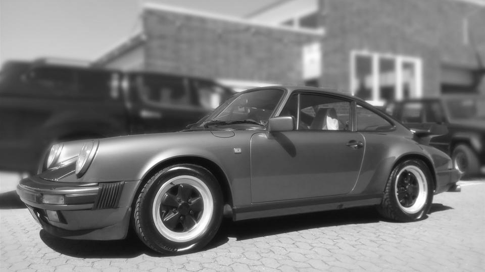 Porsche reinigen lassen - SIMON - Fahrzeugaufbereitung und Oberflächentechnik SIMON - Fahrzeugaufbereitung und Oberflächentechnik. Professionelle Autoreinigung für Ihren Porsche in Mainz.