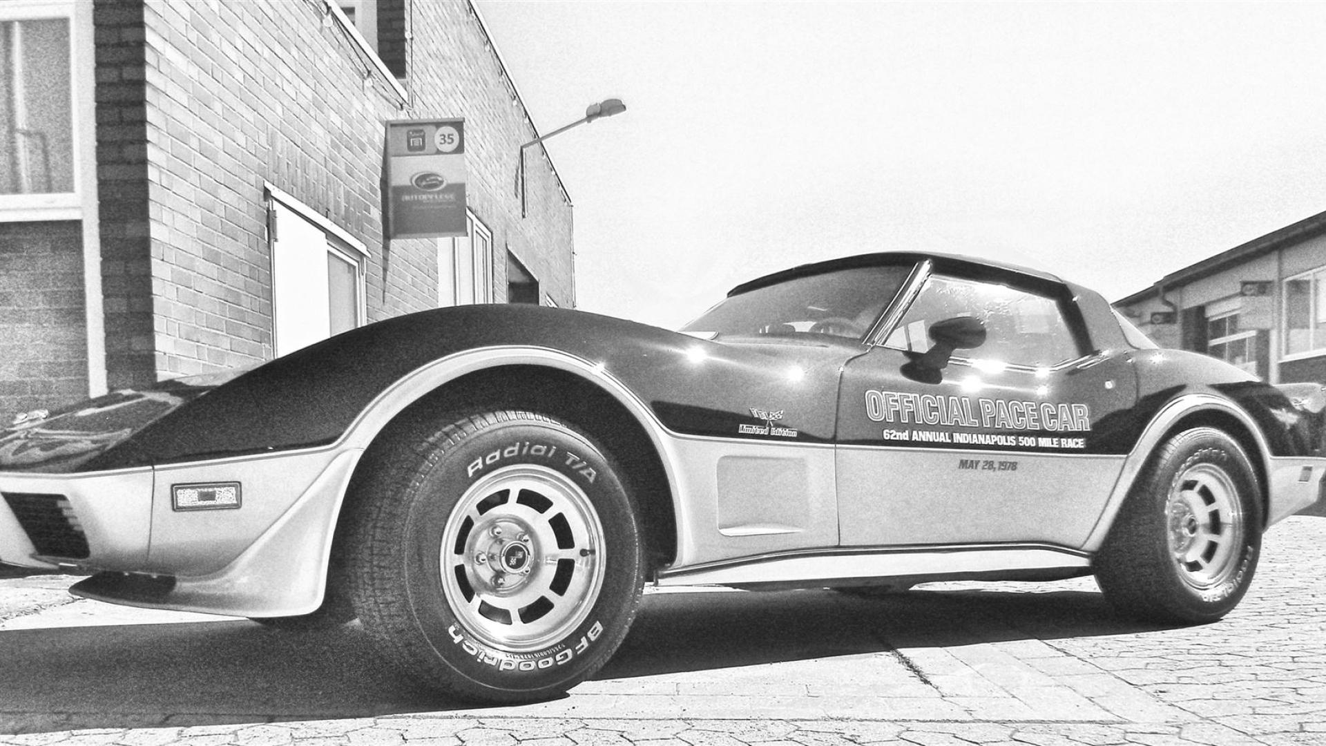 Seltene Corvette C2 aufbereitet SIMON - Fahrzeugaufbereitung und Oberflächentechnik im Rhein-Main gebiet.